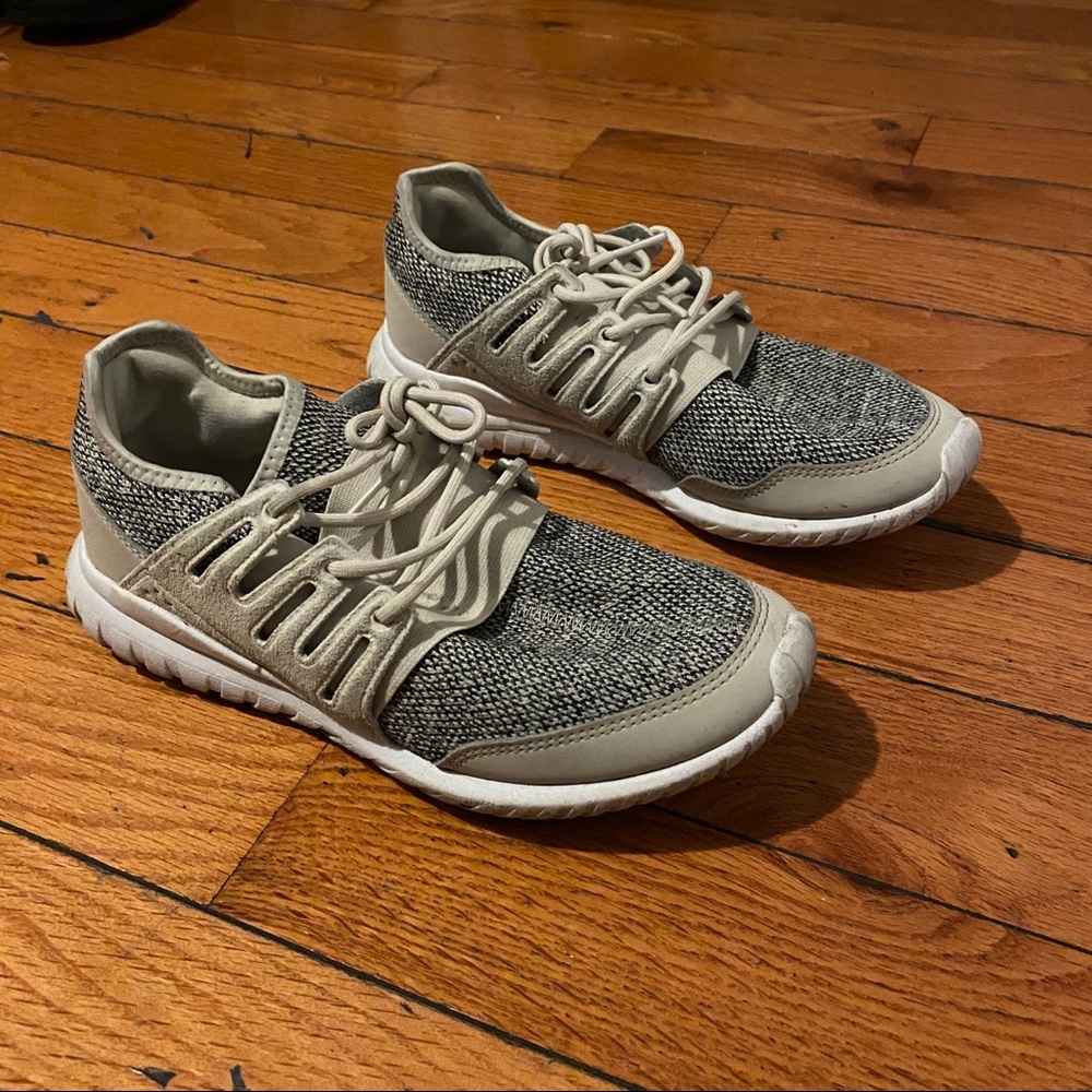 Adidas Tubular